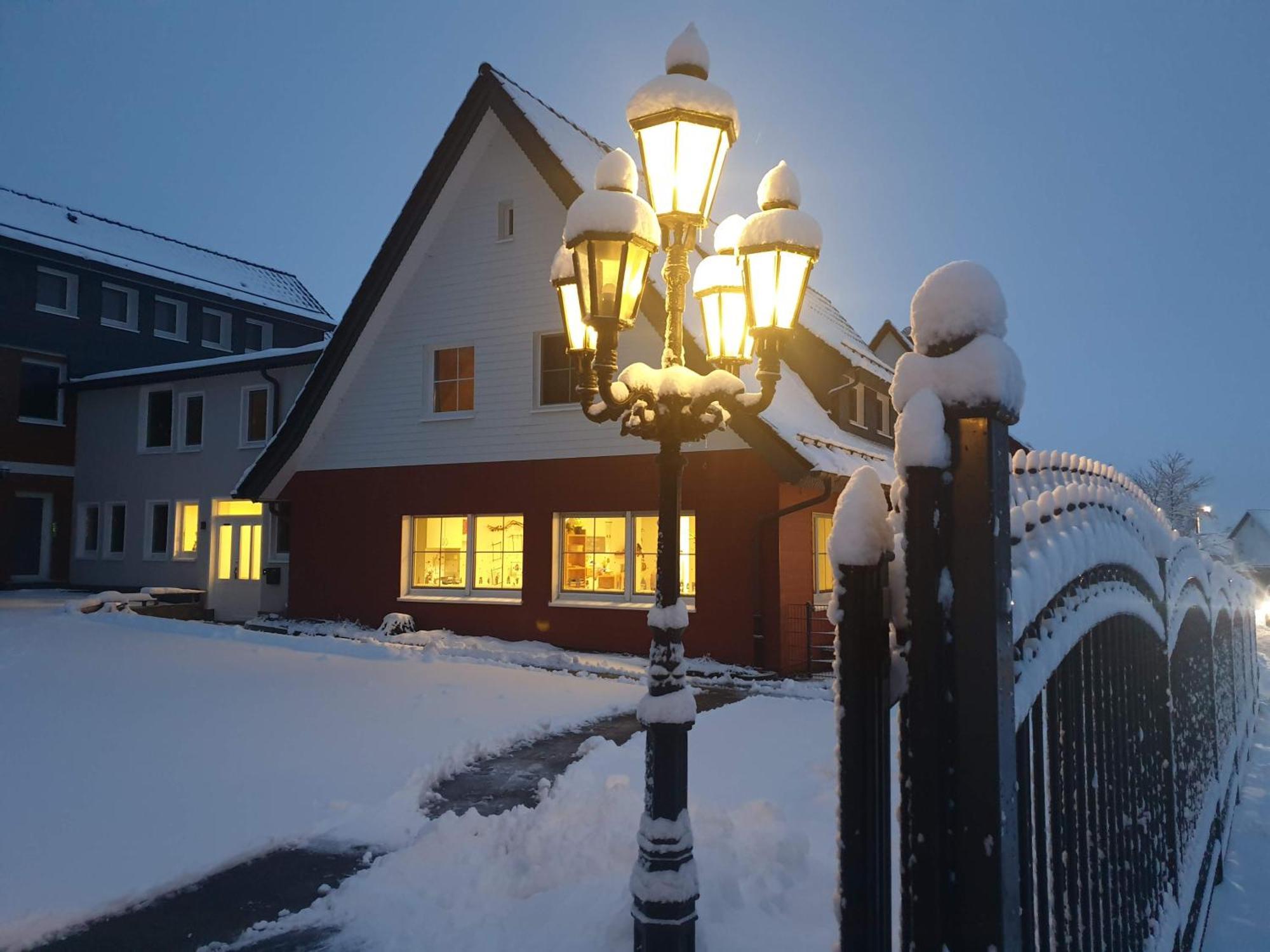 Fewo Winter In Der Villa Waldrand Mit Zwei Balkonen Bad Wünnenberg Eksteriør bilde