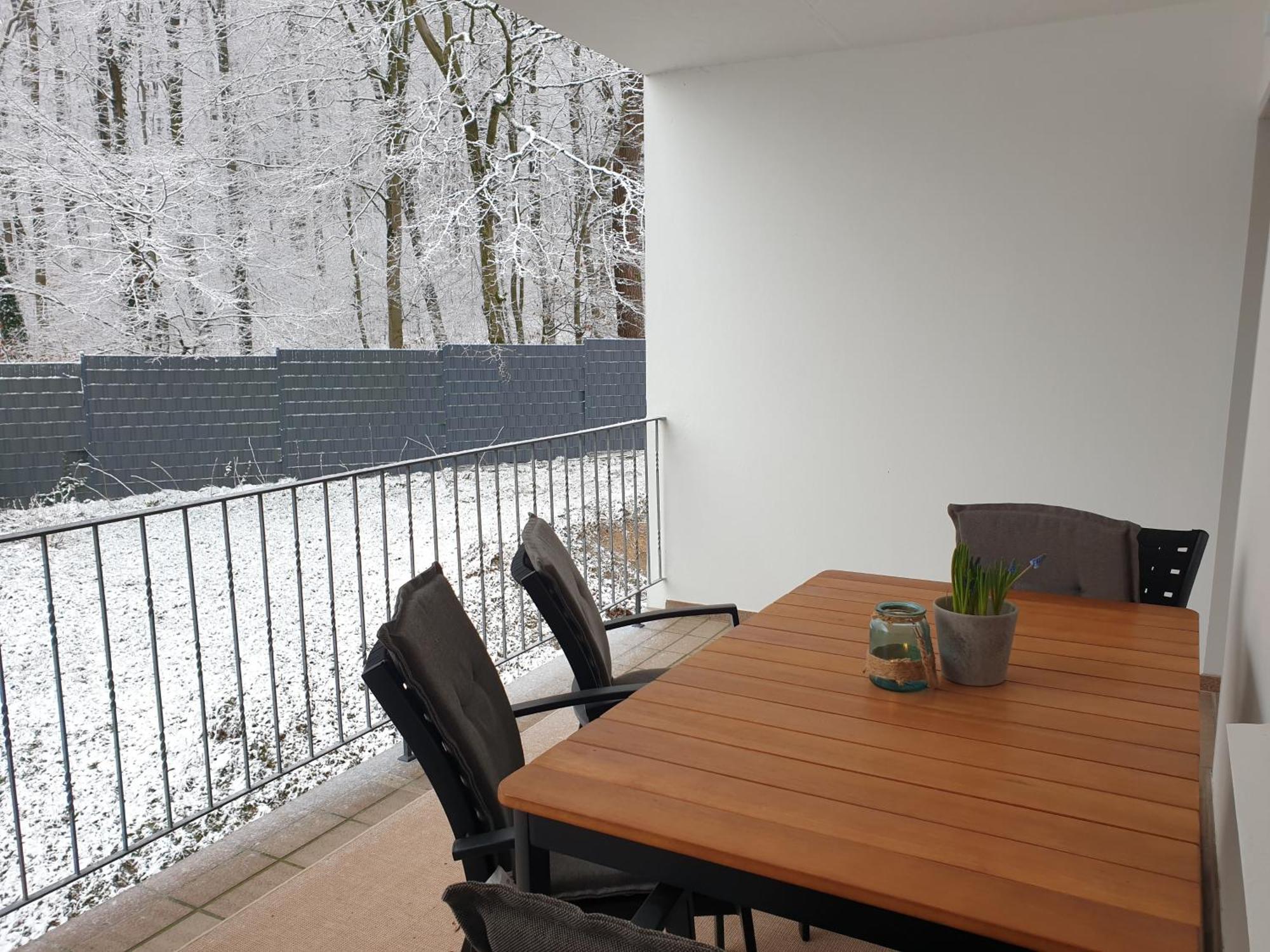 Fewo Winter In Der Villa Waldrand Mit Zwei Balkonen Bad Wünnenberg Eksteriør bilde